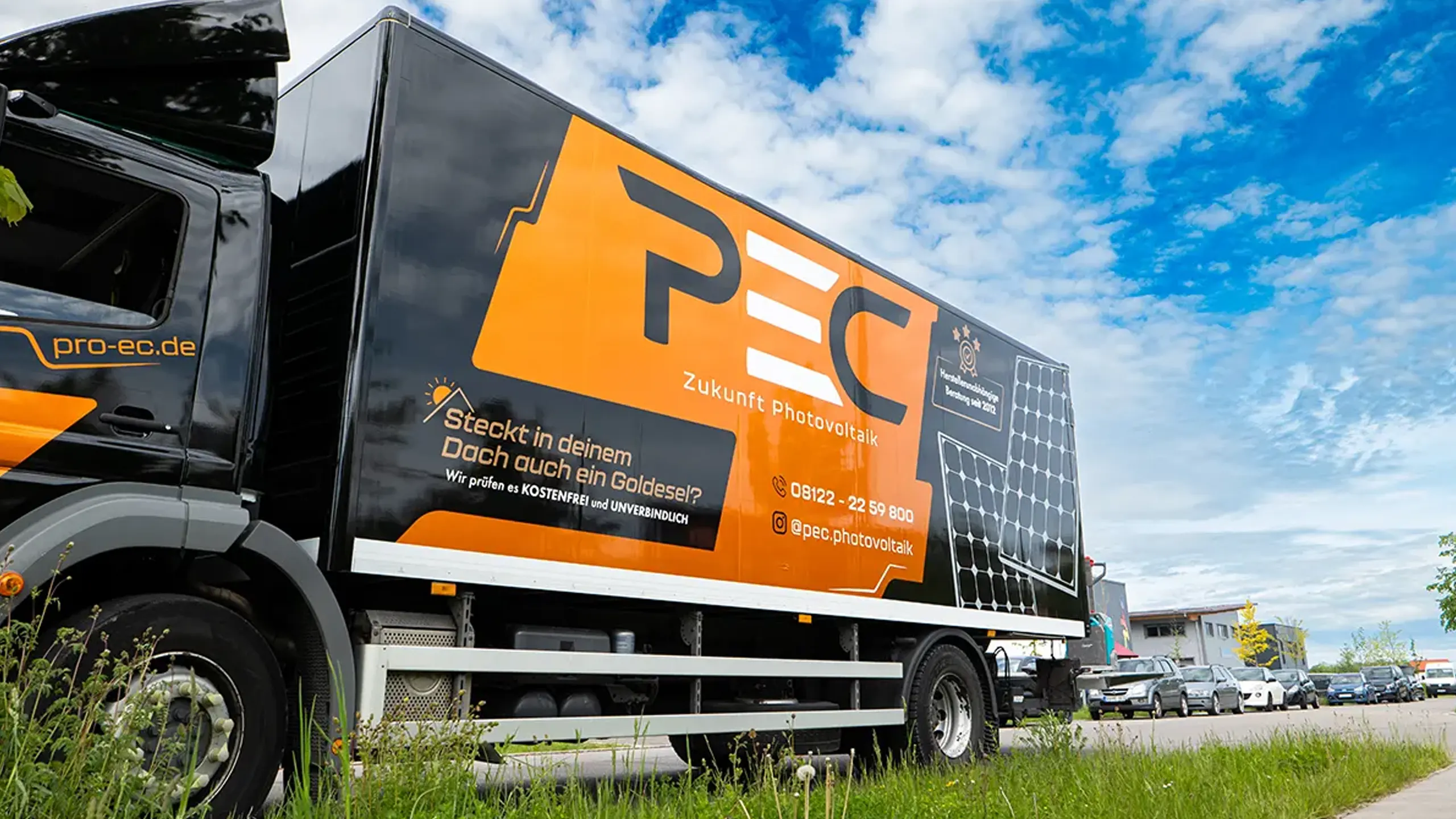 Eigener PEC Großhandel & Logistik